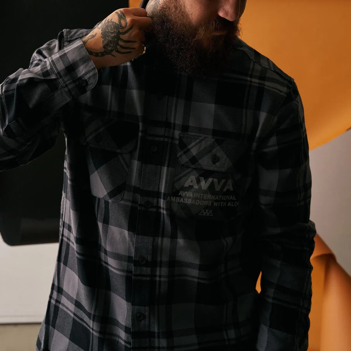 AVVA Blinding Sun Flannel Shirt - Grey/Black Open Plaid