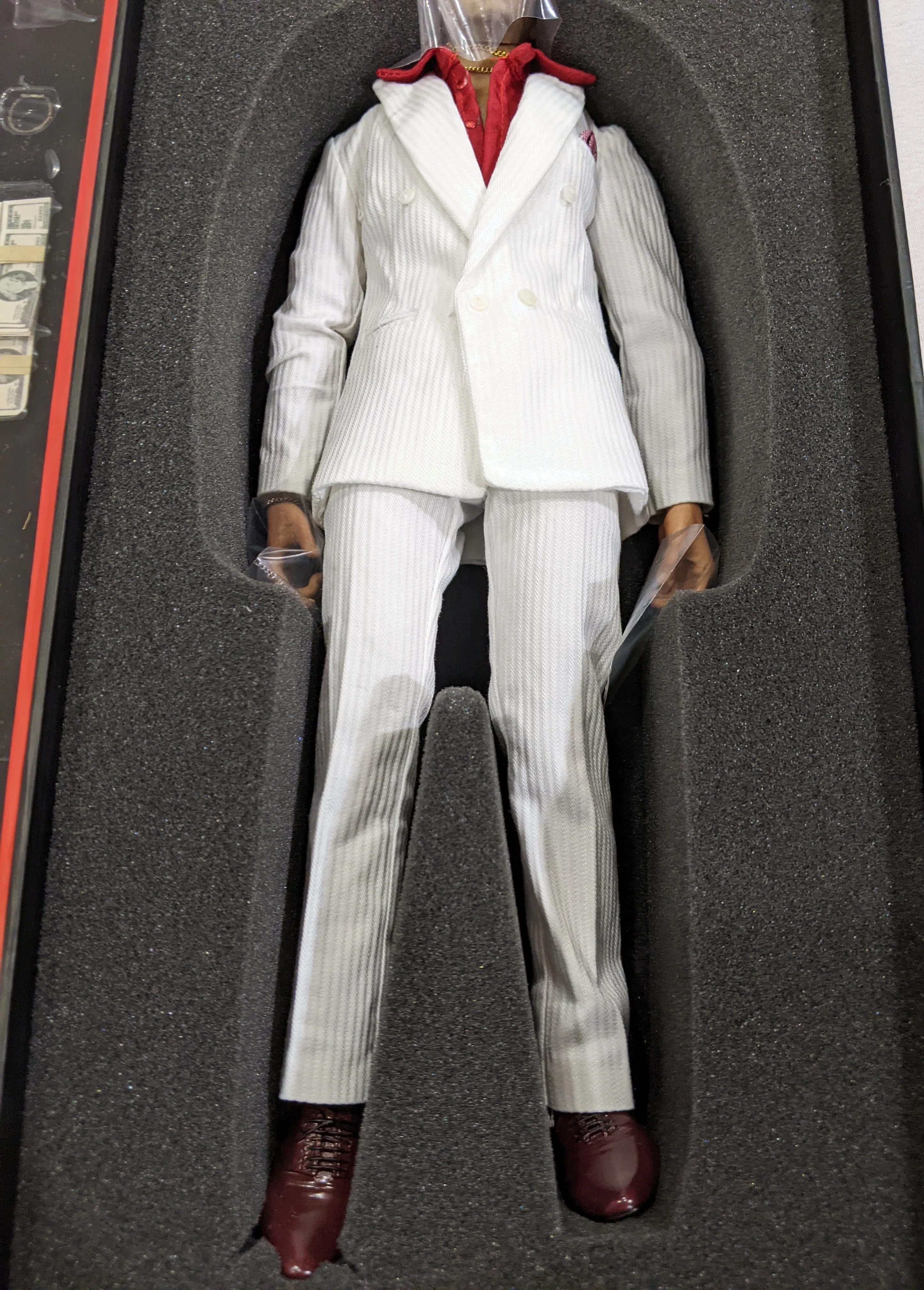 Enterbay Real Masterpiece 1/6 Scarface Tony Montana (The Respect Ver.) Sixth Scale Action Figure *Open Box*